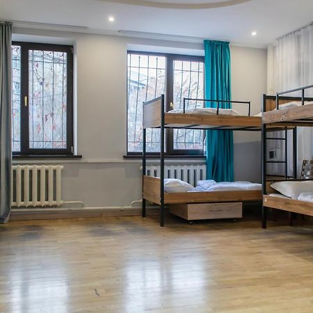 הוסטל Almaty Backpackers מראה חיצוני תמונה