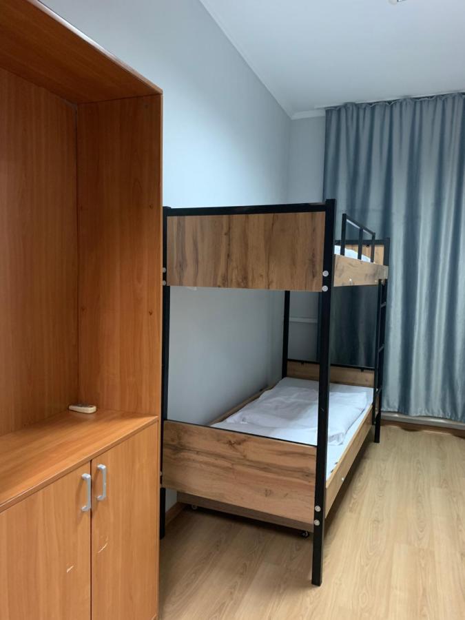 הוסטל Almaty Backpackers מראה חיצוני תמונה